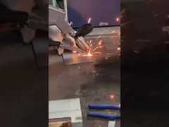 آلة لحام ليزر ذات محرك واحد للألياف اليدوية لحام المواد ذات السماكة المختلفة